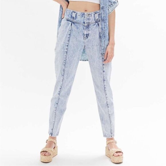 BDG Denim - BDG by Urban Outfitters Women's Olivia High-Rise Tapered Jeans Acid Washed Sz 25